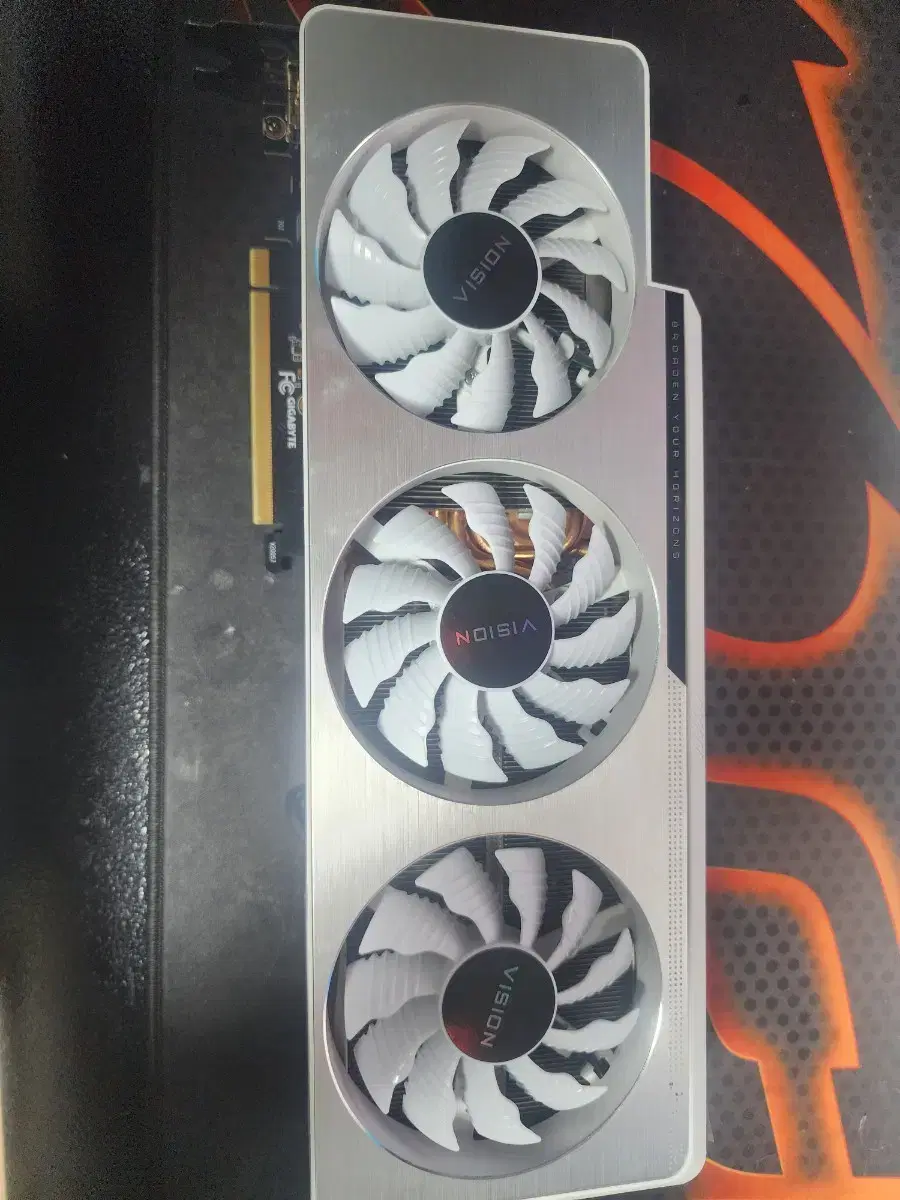 기가바이트 RTX3080Ti 비전 팝니다.